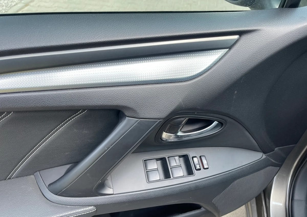 Toyota Avensis cena 57900 przebieg: 170000, rok produkcji 2018 z Piekary Śląskie małe 407